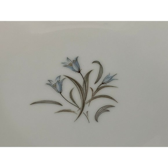 Vintage Noritake Theme 5545 Covered Round Vegetable Bowl - 8.75" Across - Picture 6 of 9